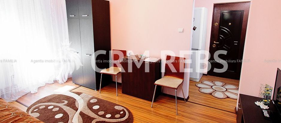 Apartament 3 camere Micro 38 - Poză 2