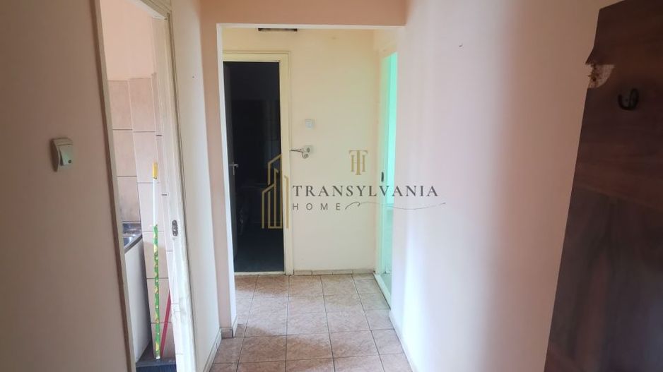 Apartament decomandat, 2 camere,  zona Vasile Aron - Poză 5