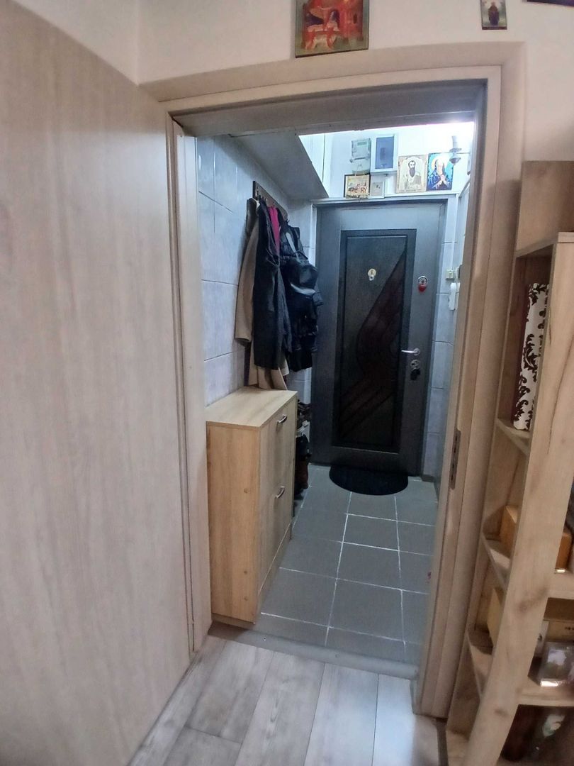 Proprietar. Apartament 2 camere , Craiova Valea Rosie - Poză 1