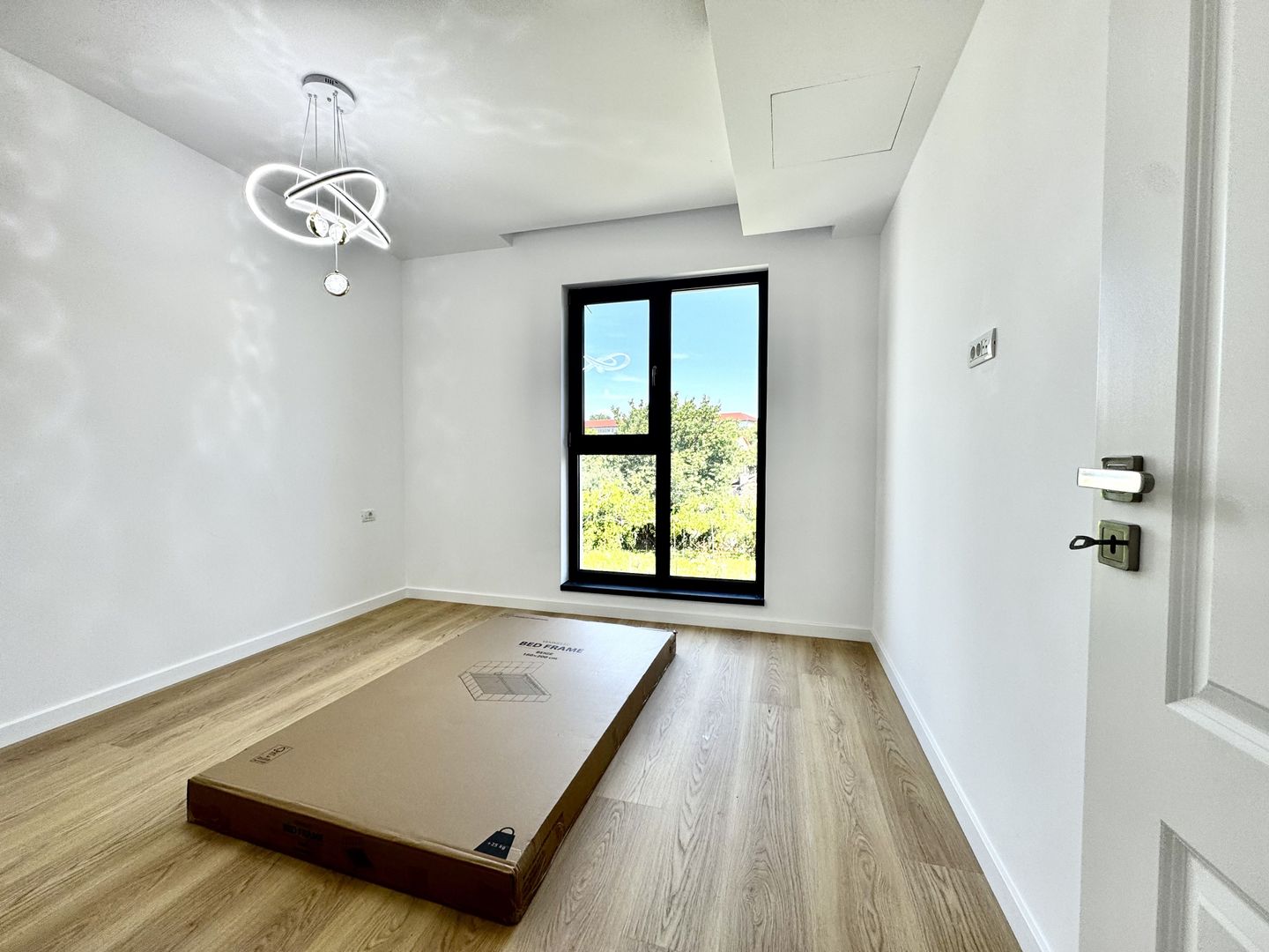 Apartament elegant si sustenabil, prima închiriere, in zona Cetății - Poză 10