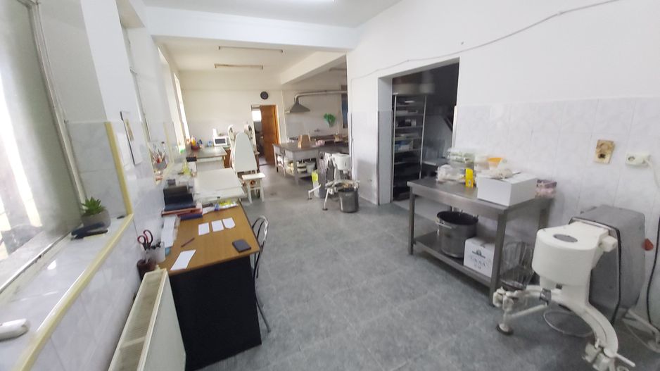 IMOBIL DE LOCUIT SI SPATIU COMERCIAL IN ZONA MEHALA -CETATII - Poză 2