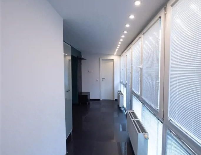 Apart Iulius Mall amenajat centrala proprie - Poză 4