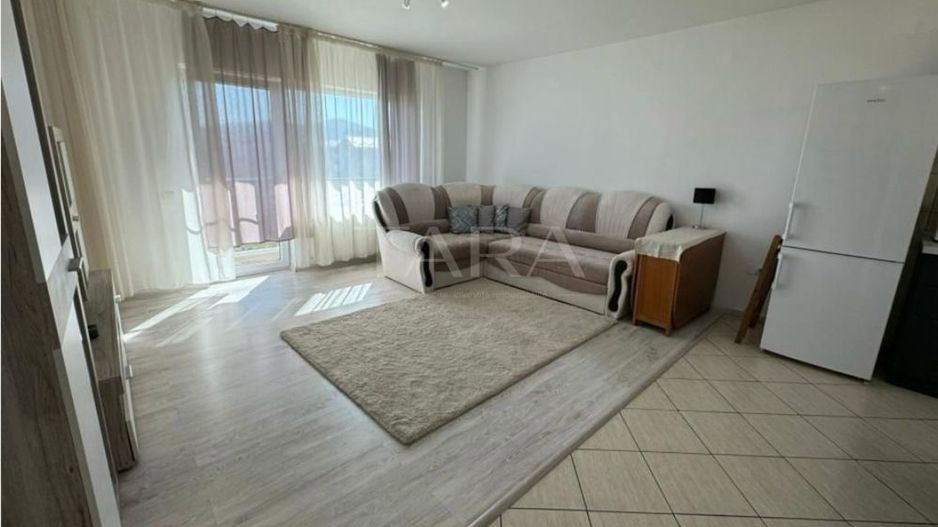 Apartament cu 3 camere pe două nivele. - Poză 3