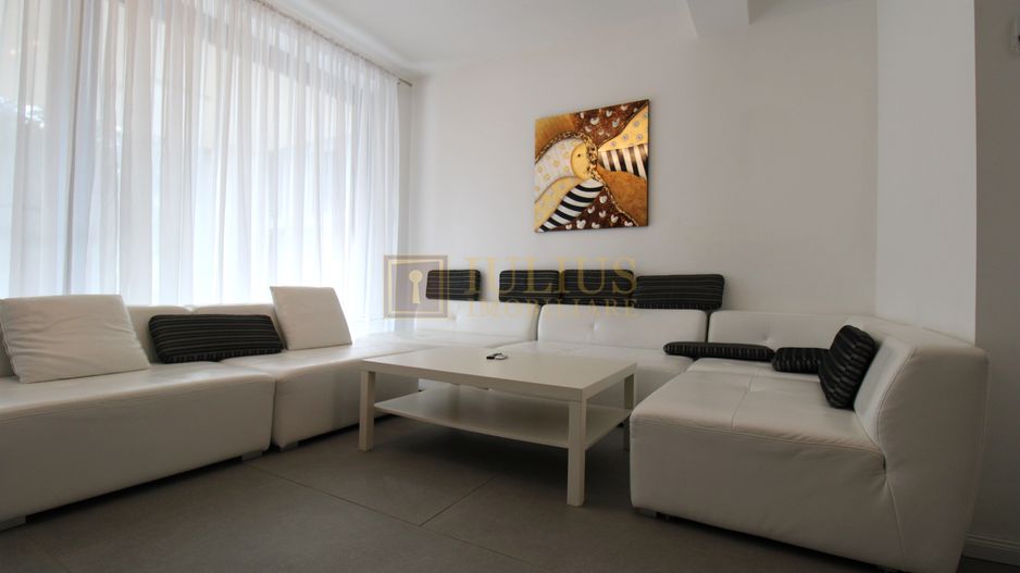 Zona Lipovei, casa 4 camere + 3 bai, curte proprie. - Poză 1