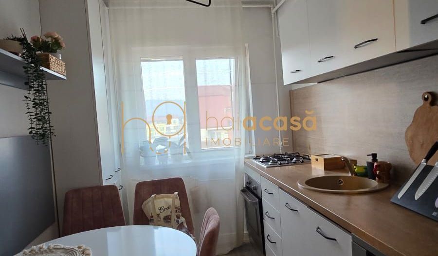 Apartament 2 camere decomandate 53 mp zona Eroilor - Poză 8