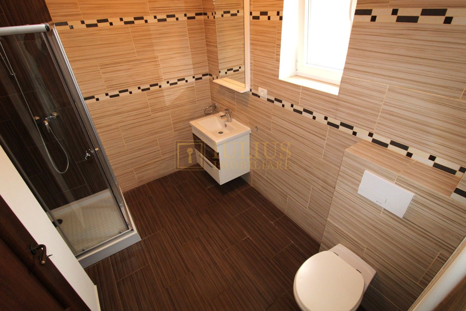 Duplex spațios – Dumbrăvița, cu garaj, bucatarie inchisa - Poză 12