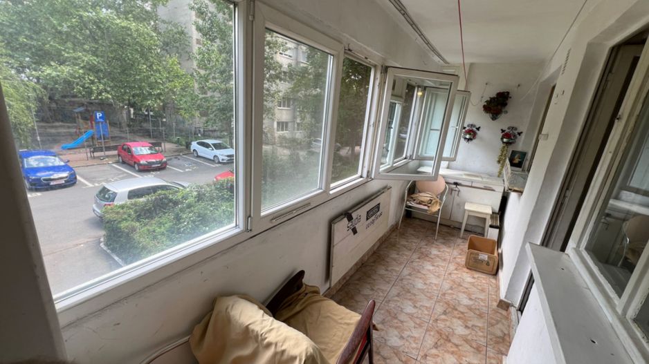 Apartament 3 camere in bloc reabilitat necesita renovare Gorjului Paci - Poză 3