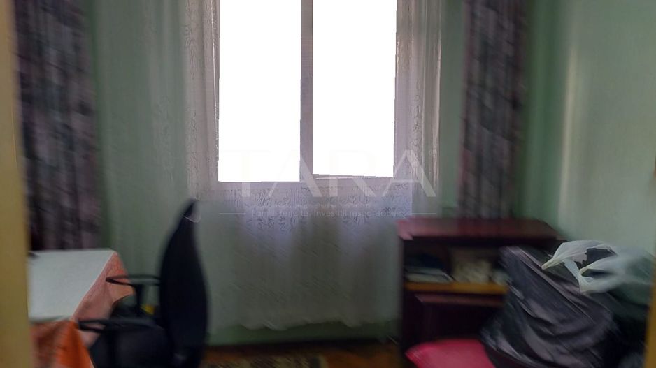 Apartament cu 3 camere decomandate, 2 băi și 2 beciuri, Mănăștur . - Poză 5