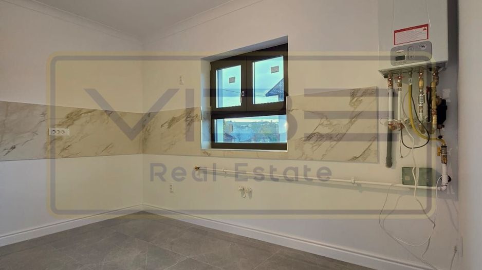 Vila 5 camere- intabulata- 140mp Miroslava- Cornesti - Poză 25