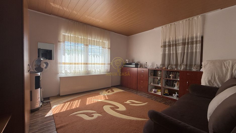 De vanzare Casa cu 4 camere si teren de 4.839mp/Utilata/Mobilata - Poză 9