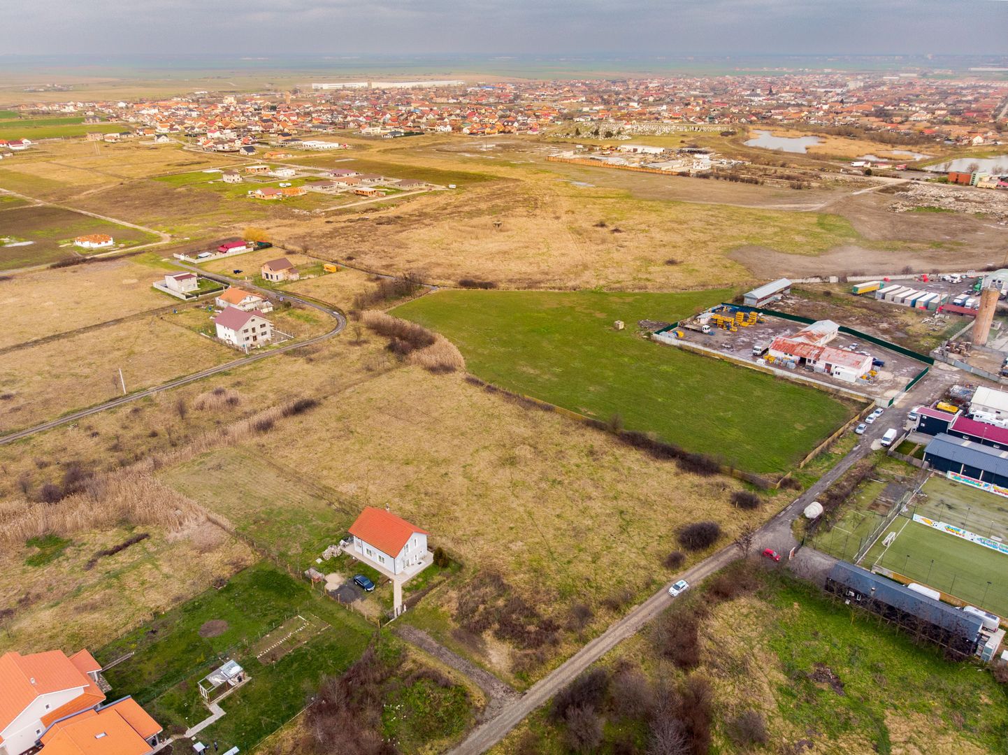 Teren de investiții cu PUZ industrial în Săcălaz - Poză 8