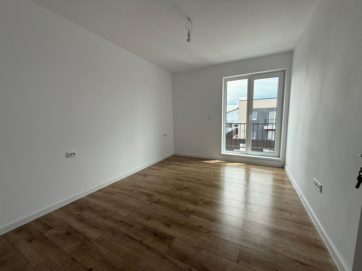 Casa/Vilă P+1 cu 4 camere de vânzare - Sânpetru - Poză 18