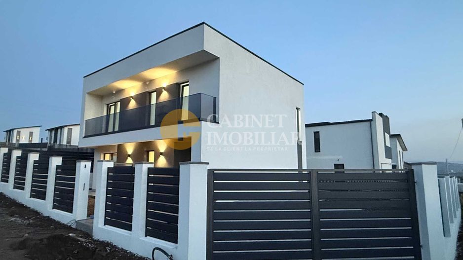 Casa individuala - 132 m2 utili - Miroslava - Poză 1