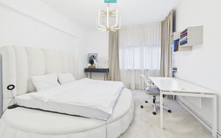 Apartament modern cu 4 camere pe Bulevardul Dacia - Poză 11