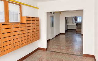 Garsonieră renovată și mobilată | Etaj 3/4 | Tractorul/Brașov - Poză 10