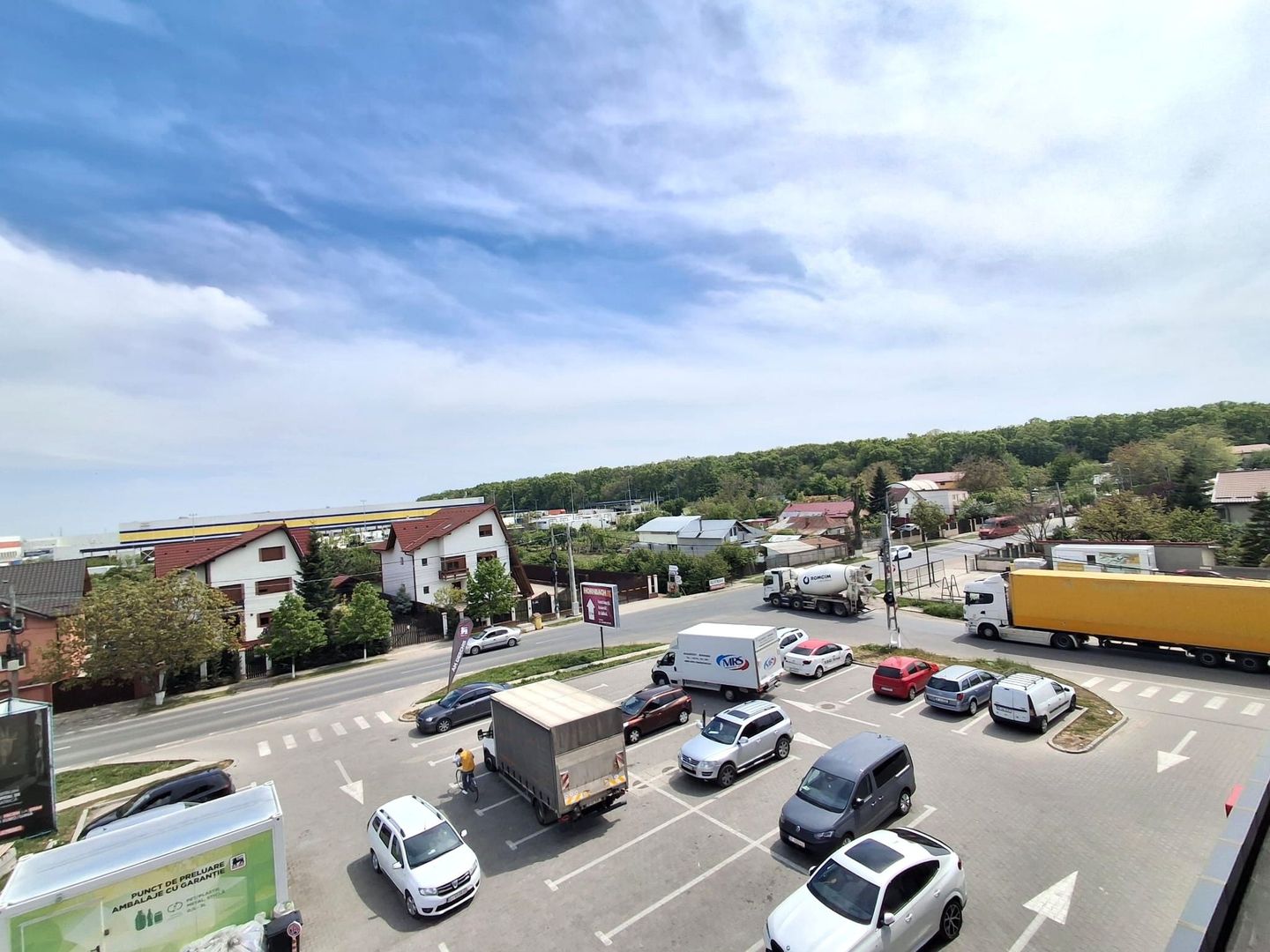 De Inchiriat Spatiu Comercial Stefanesti de Jos  - Center Stefanesti - Poză 2