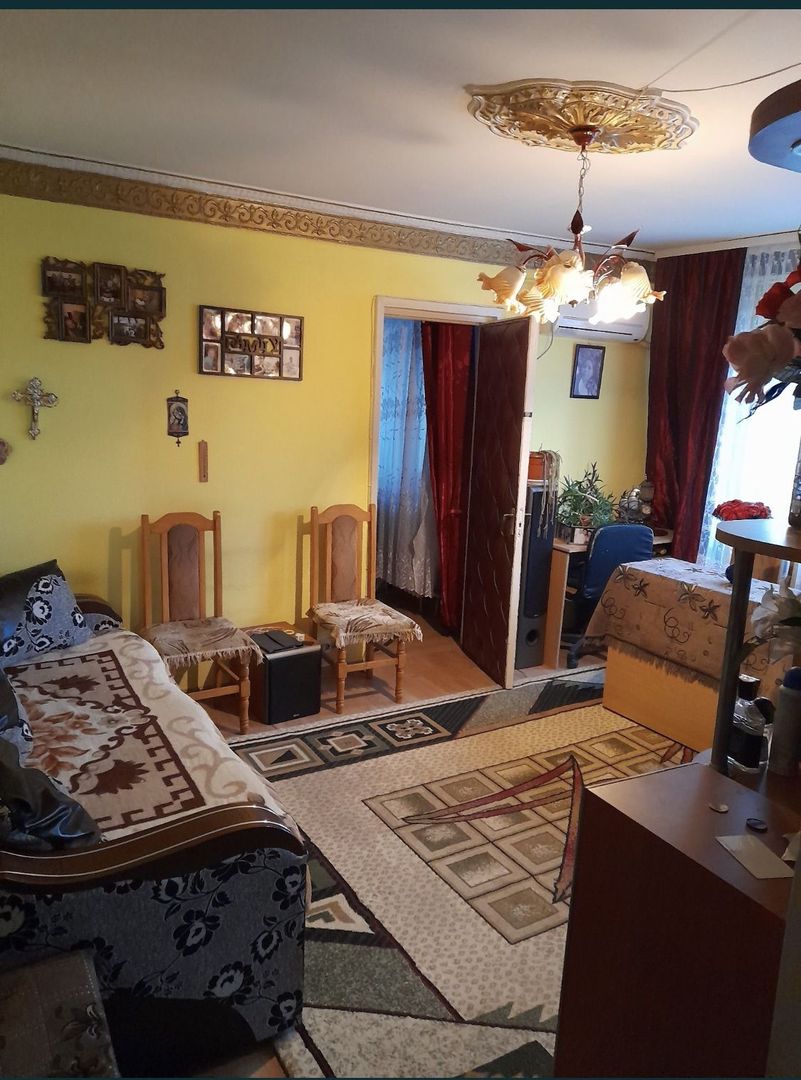 Vand apartament 3 camere zona Casa de cultura - Poză 7