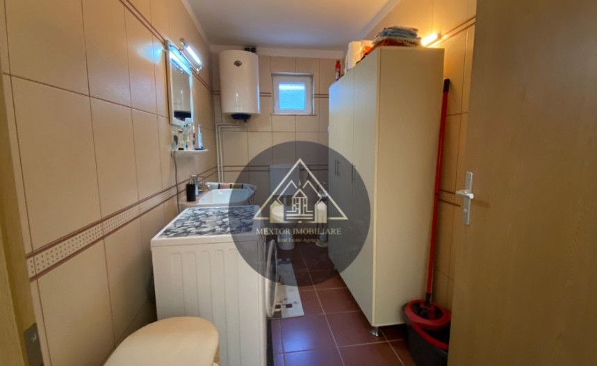 Casă mare și modernă - Poză 15