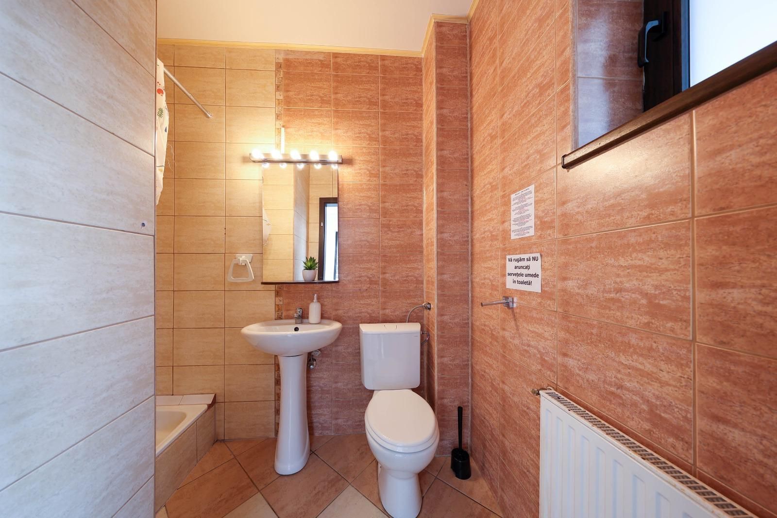 Vilă spațioasă de vânzare în Predeluț, Bran | 2000mp - Poză 30