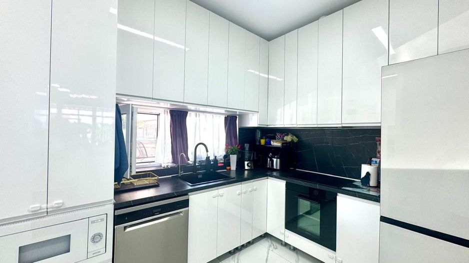 Casă înșiruită cu 4 camere, complet mobilată și utilată |Săcălaz| - Poză 5