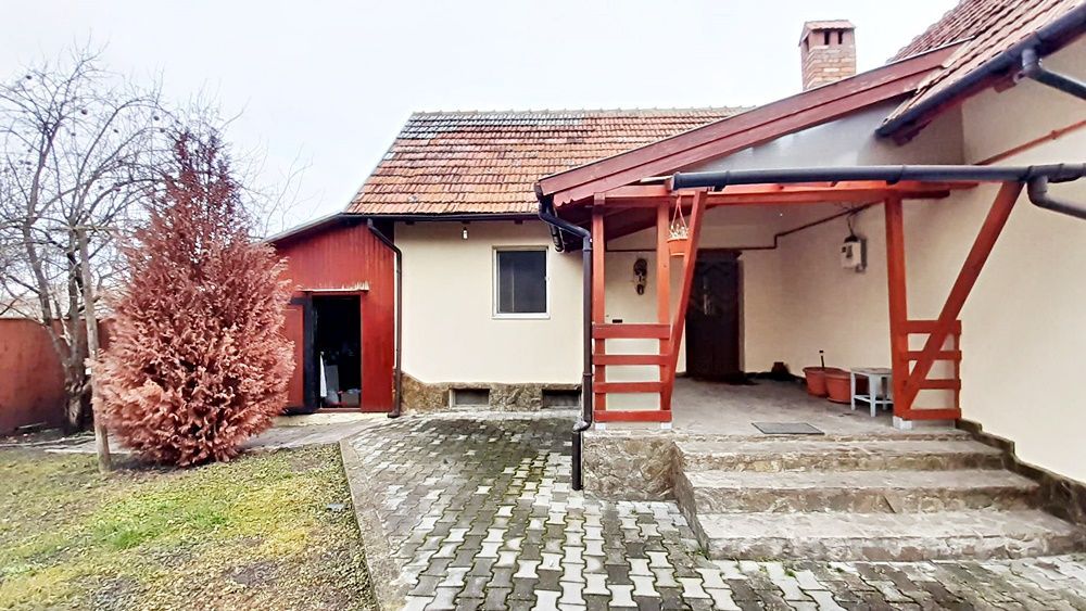 Halchiu, casa cu teren de 1152mp, 110000 euro - Poză 3