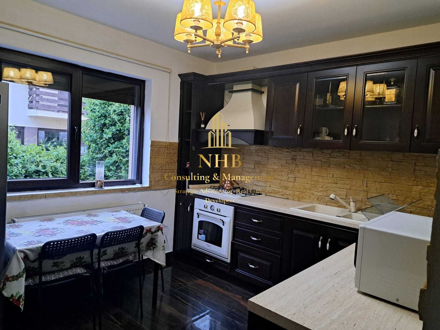 Vila de inchiriat 5 camere cu piscina -P+1- 208 mp Tunari- Pipera - Poză 11