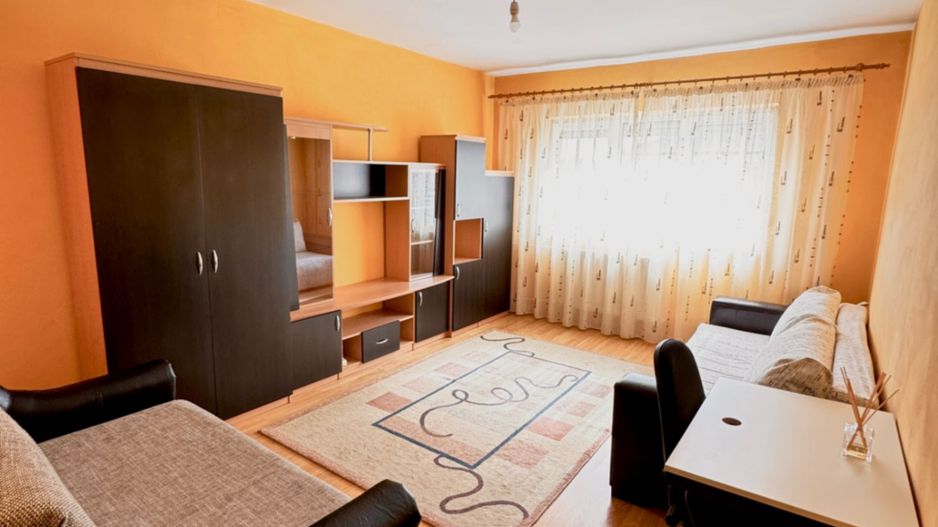 Apartament cu o cameră, decomandat – Rogerius - Poză 2