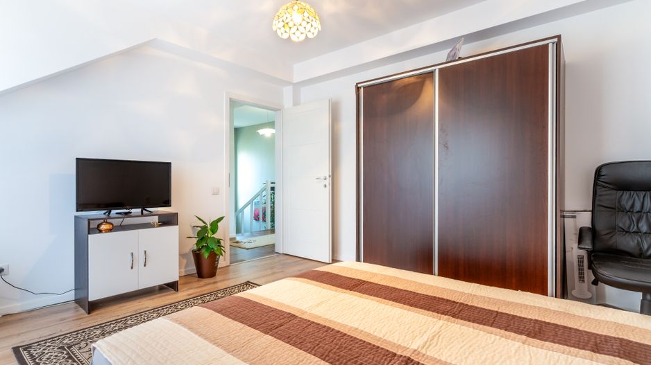 Duplex cu 4 dormitoare, in Floresti! - Poză 11