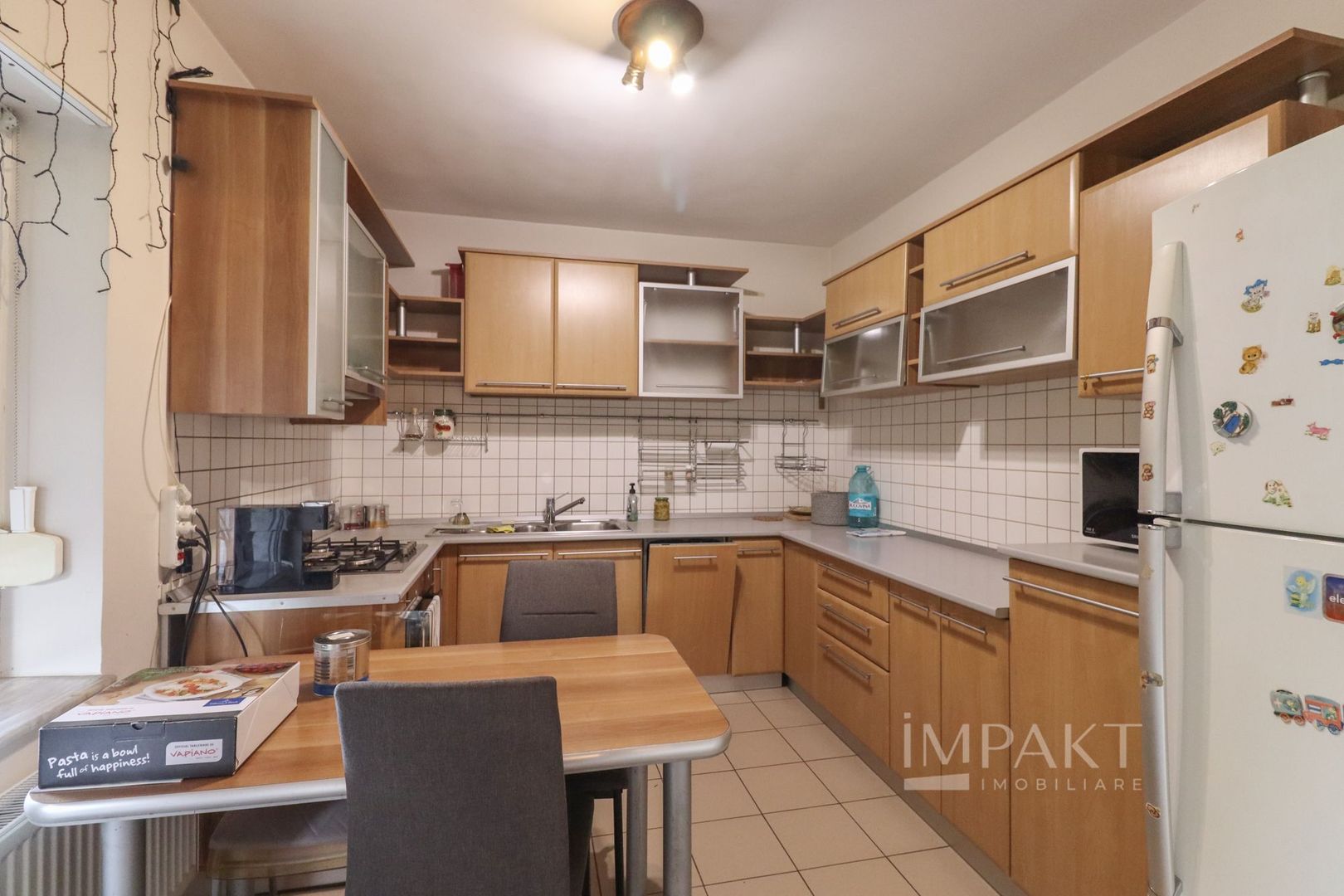 Vila moderna in Europa, curte spatioasa si garaj! - Poză 3