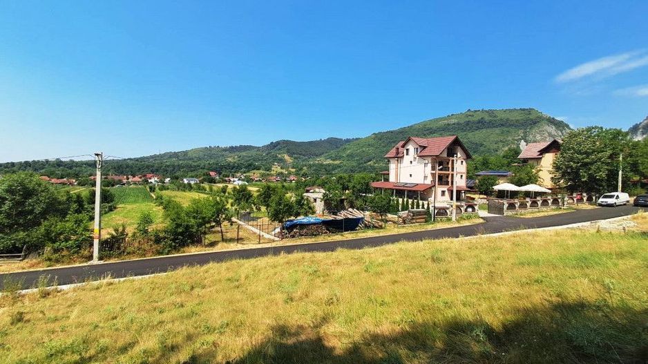 TEREN INTRAVILAN POLOVRAGI - Poză 8