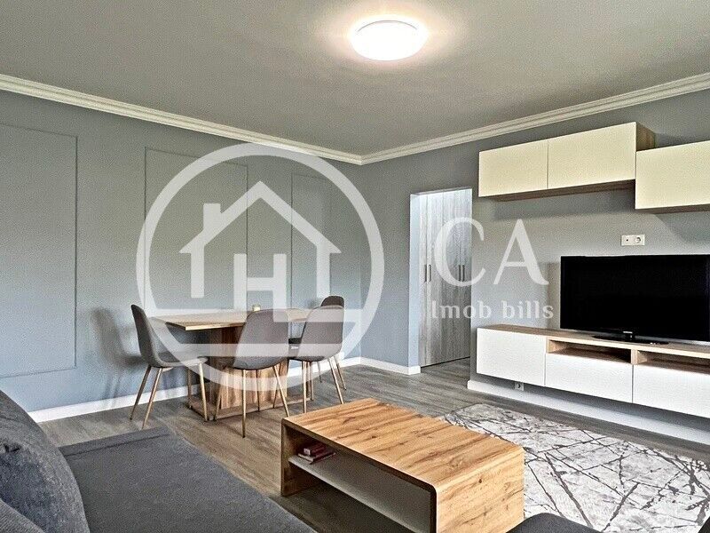 Apartament de vanzare cu 2 camere in zona Rogerius, Oradea - Poză 2