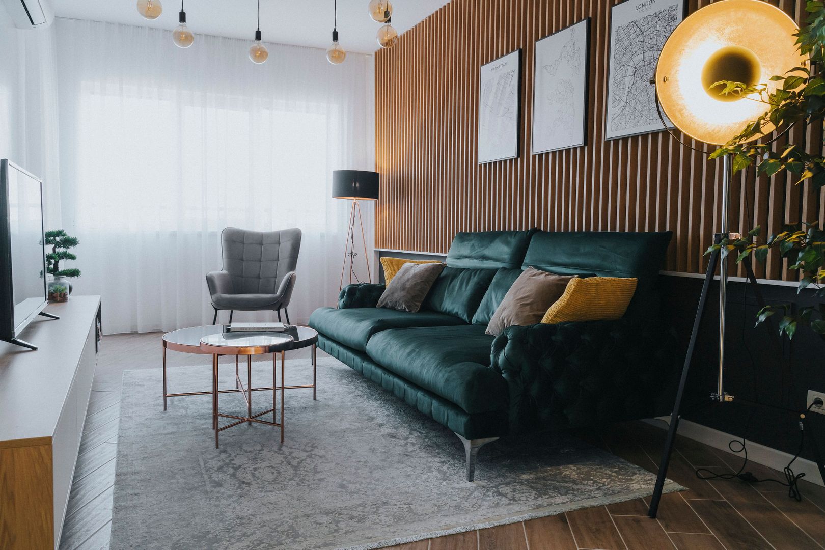 2 camere, ultracentral, Oradea. 185 000 E + TVA. Comision 0 - Poză 15