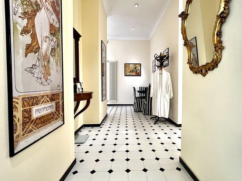 Tur virtual-2 camere, elegant arhitectural,  vedere in Piața Victoriei - Poză 21