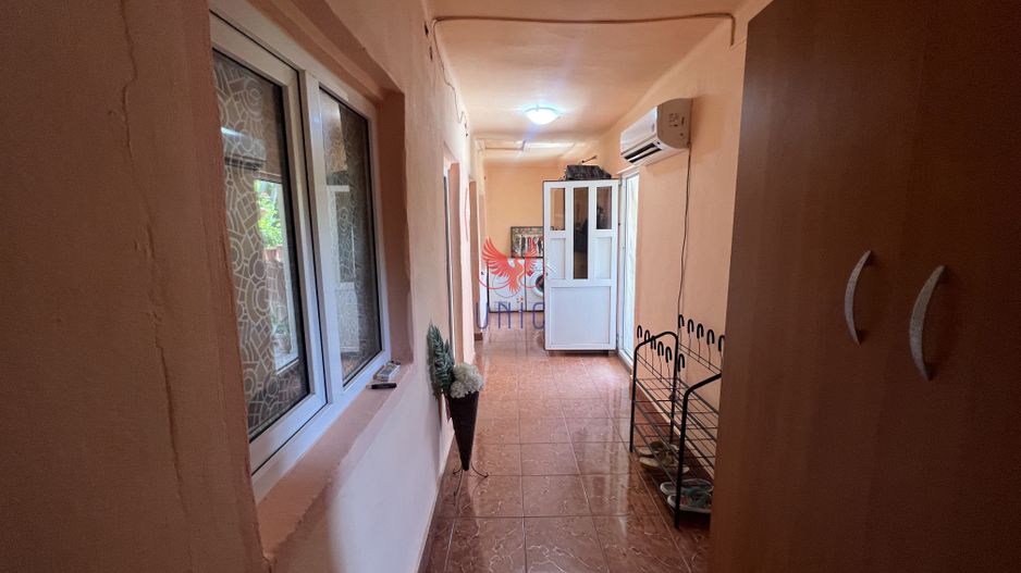 Casa Impartita in 3 Apartamente, Bariera Valcii - Poză 13