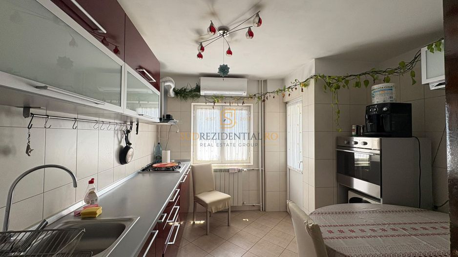 Apartament 3 camere de închiriat –  Zona 13 Septembrie - Poză 2