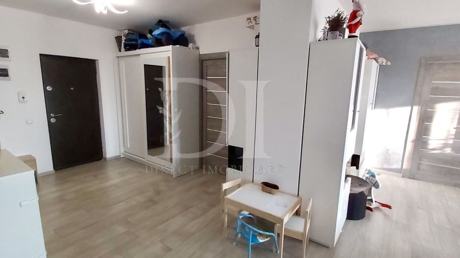 Apartament modern / Trei camere / Zona BMW. - Poză 9