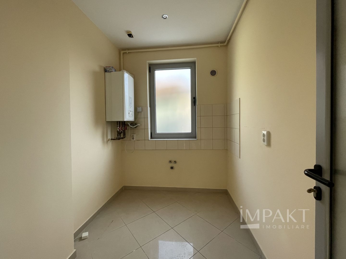 Cladire premium inchiriere | Showroom, clinica, birouri | Buna Ziua - Poză 12