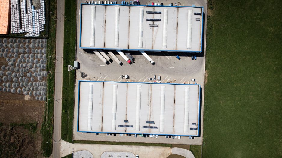 Parc industrial cu platformă betonată lângă A1 - Poză 13