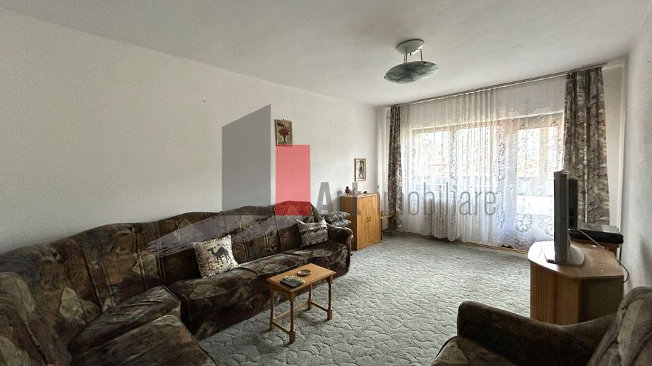 Apartament decomandat 3 camere | Busteni langa Telecabina - Poză 4