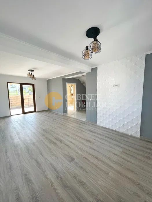 Casa individuala 4 Camere - la Asfalt - Poză 4