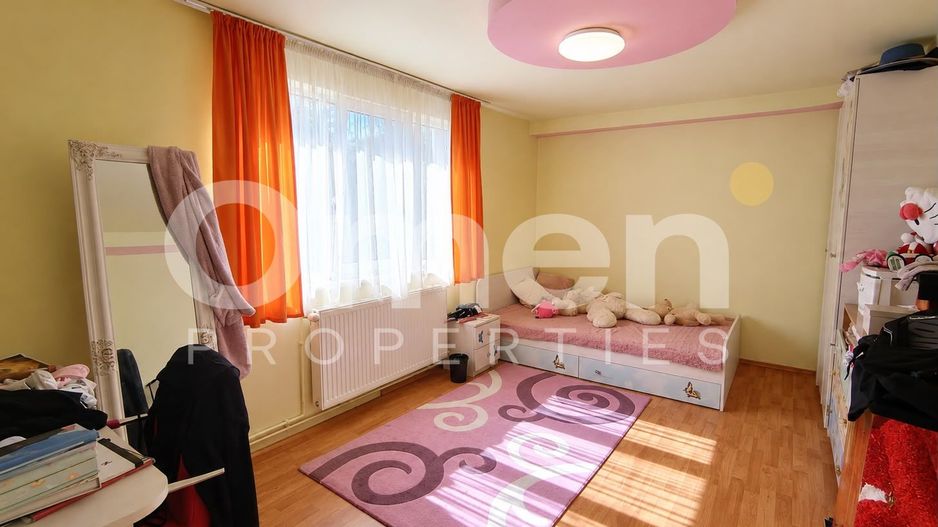 Casă P+M cu piscină și teren 1100 mp – Zona Vrancei, Baia Mare - Poză 4
