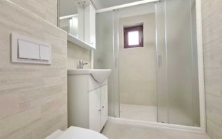 Liber, apartament 2 camere, 53 mp, Nicolina - Belvedere, baie cu geam - Poză 13