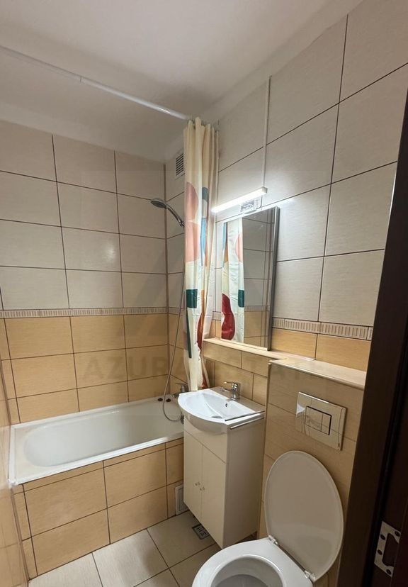 Apartament renovat 3 camere 2 dormitoare pivnita in zona Mihai Viteazu - Poză 9