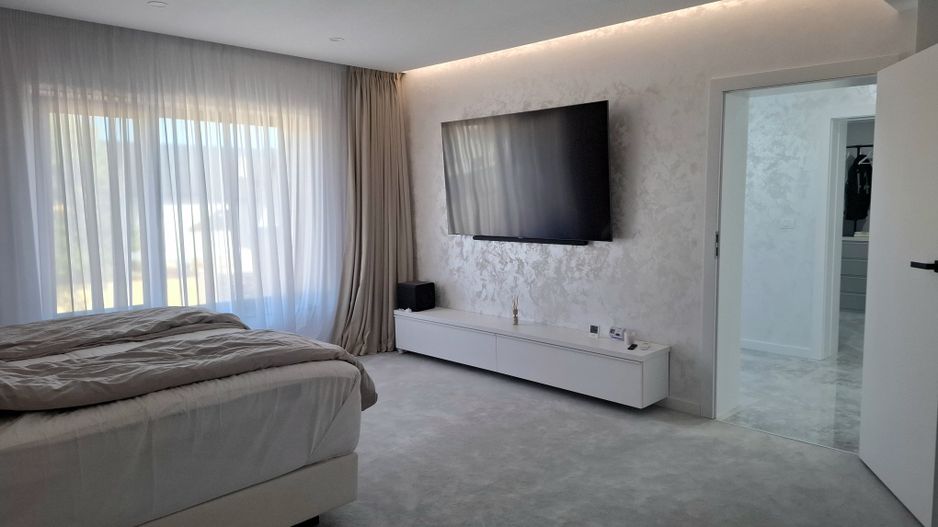 Vila cu 5 camere de vanzare, Strejnicu - Poză 13