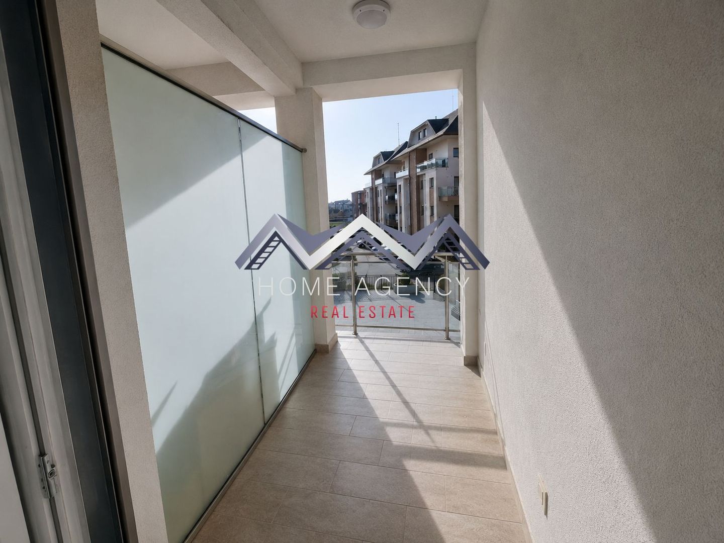 Apartament 3 camere Otopeni | bucătărie închisă - Poză 5