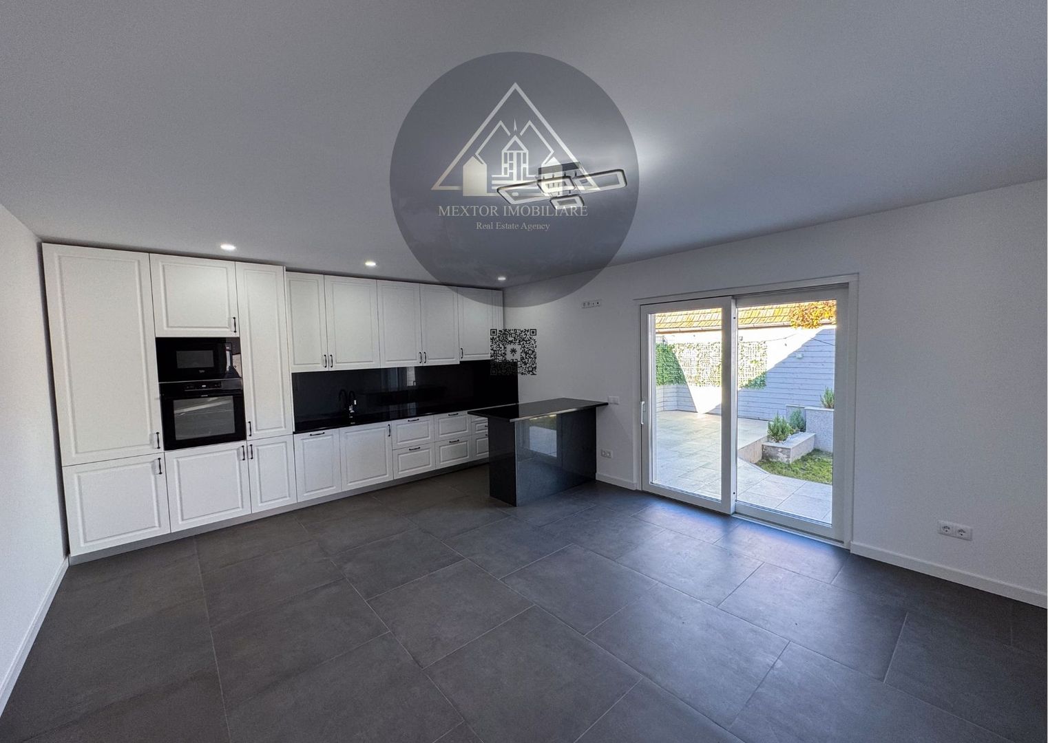 Casă de 3 camere, Medias - Poză 10