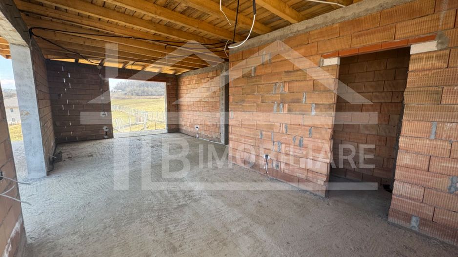 Casa cu 4 camere, 122 mp utili, Zona Livezeni - Poză 9