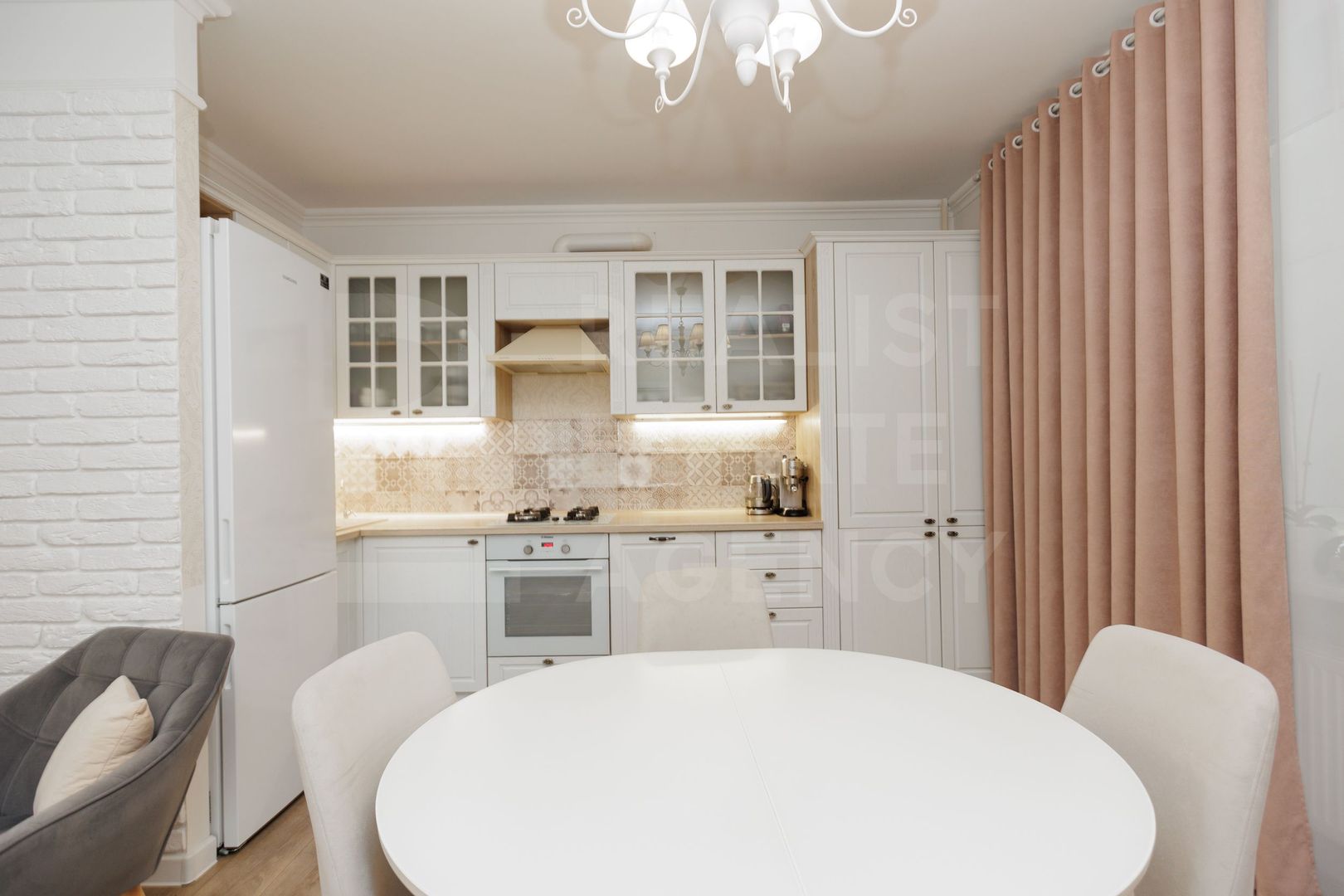 Vânzare apartament 3 camere, str.  Alba Iulia, Buiucani. - Poză 2