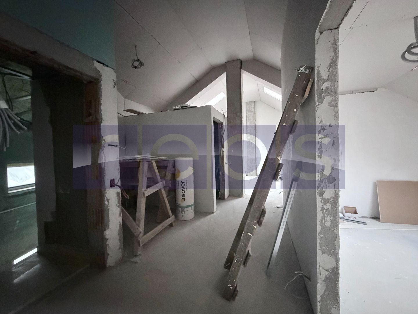 VANZARE 4 CAMERE | 136 MP UTILI | LOC DE PARCARE INCLUS | JIULUI - Poză 7