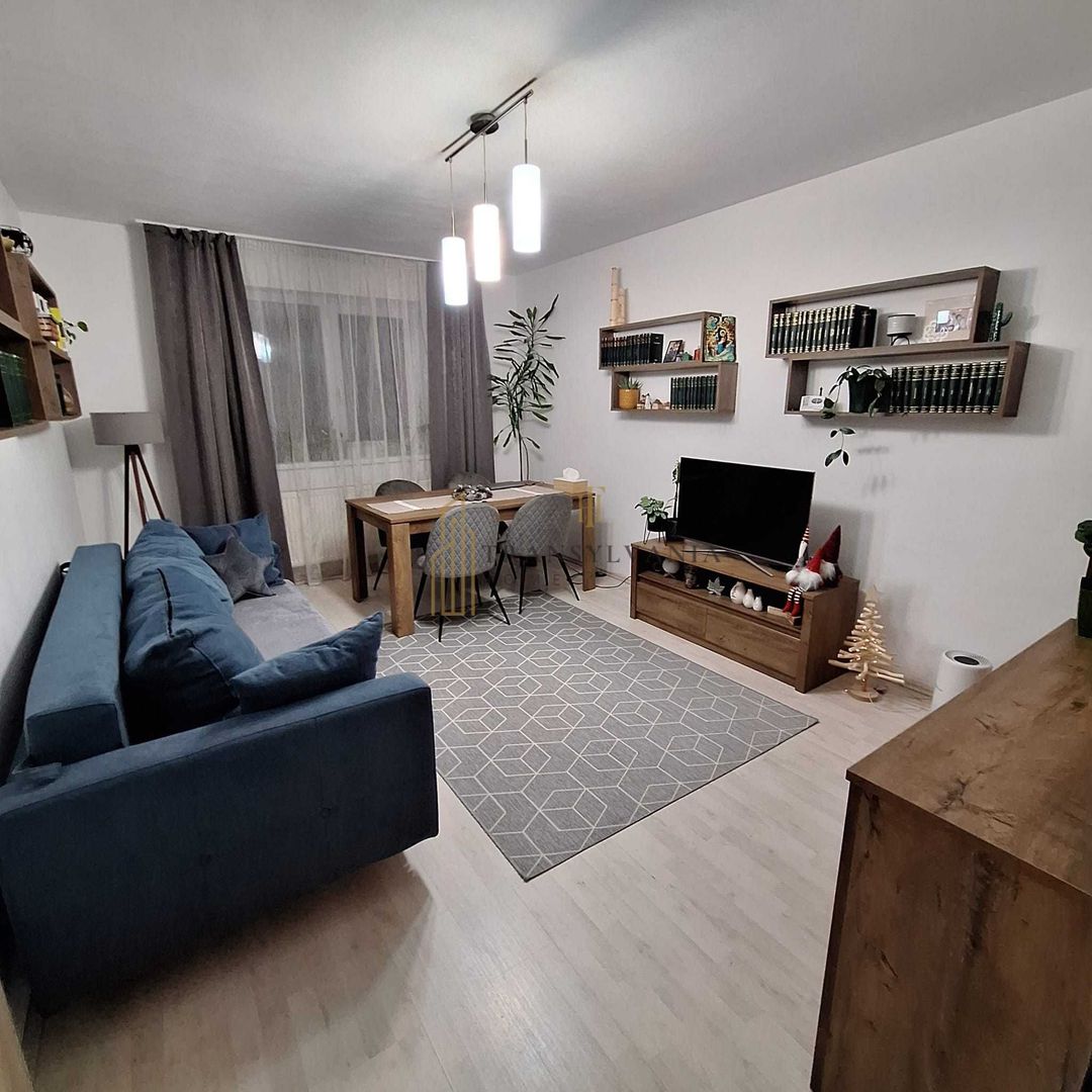 Apartament 3 camere, 2 bai, 2 balcoane, Zona Turnisor - Poză 1